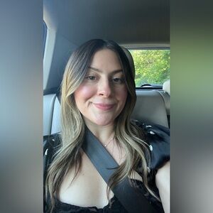 Meet your Posher, Alexis